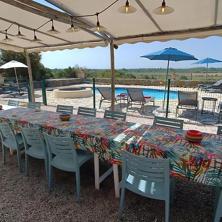 Les Flamants Hébergement de vacances